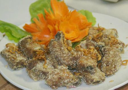 1015 h4 Thực đơn món: Sườn rang muối 